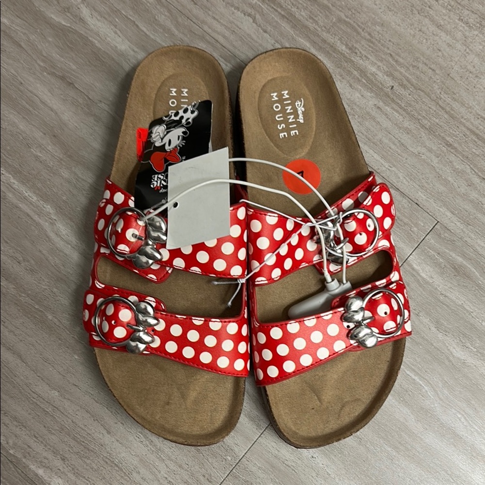Disney Red Polka Dot Sandals with Minnie 🖱️